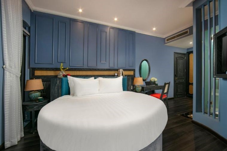 Phòng Oval Secret Suite